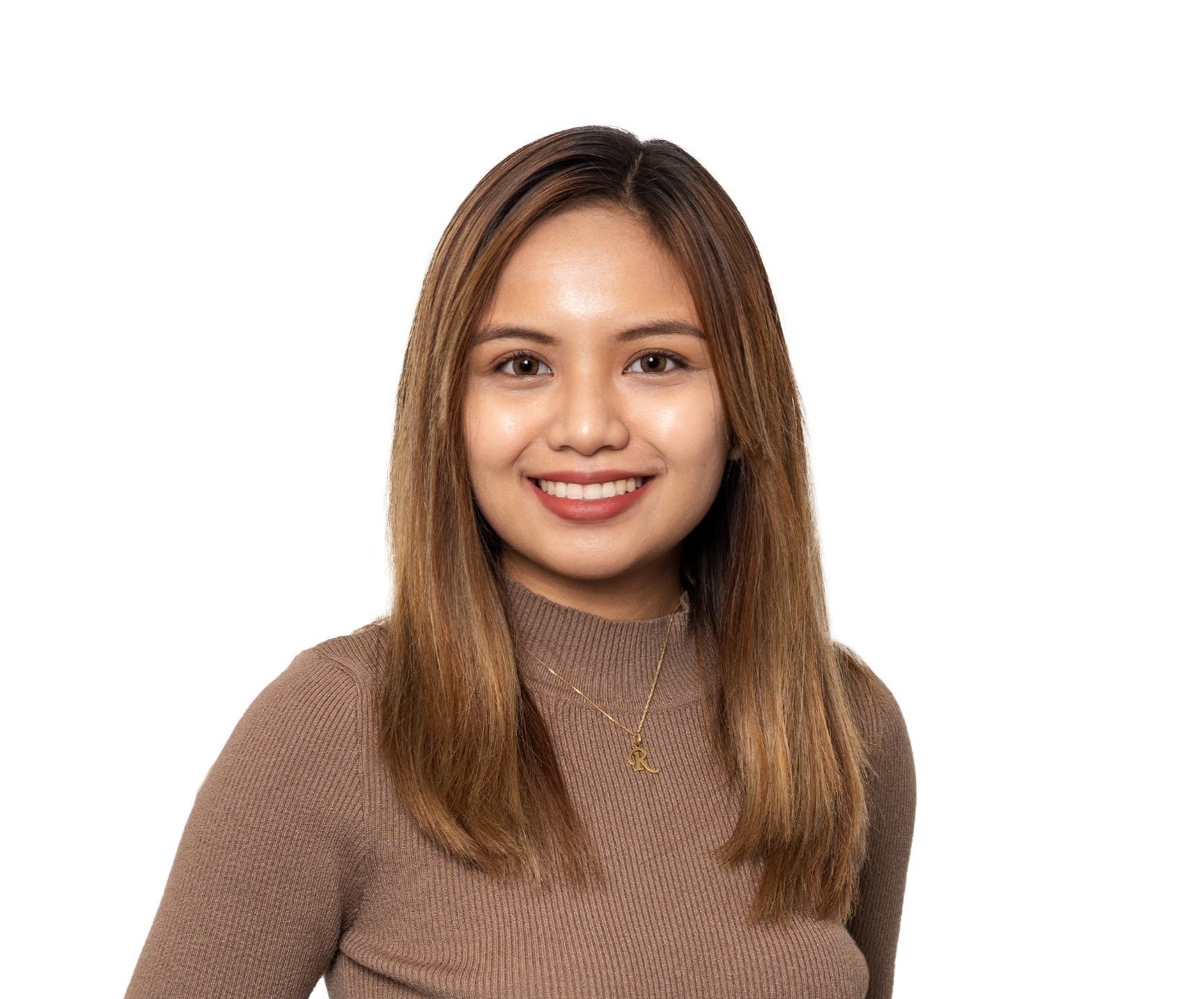 Regine Molina De Leon